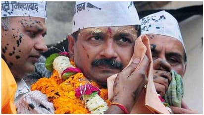 दिल्ली में वोटर से फर्जी फोन सर्वे, बताया गया आप जीत रही चुनाव