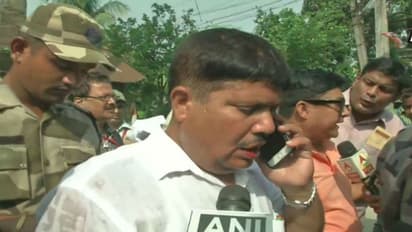 ভোটের শুরুতেই ব্যারাকপুরে উত্তেজনা, তৃণমূলের সঙ্গে সংঘর্ষে মুখ ফাটল অর্জুনের