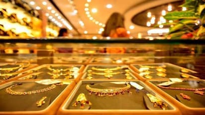 ಹೊಸ ತಿಂಗಳ ಭರ್ಜರಿ ಶುಭಾರಂಭ: ಇಳಿದ ಚಿನ್ನ, ಬೆಳ್ಳಿ ಬೆಲೆ!