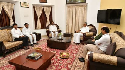 বিজয়নের দরবারে কেসিআর, তবে কি ফের ফেডেরাল ফ্রন্টের ভাবনা