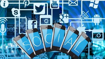 সোশ্যাল মিডিয়ার হাতছানী নয়, জেন-ওয়াই -এর লক্ষ্যে এখন ভবিষ্যৎ গড়ার স্বপ্ন