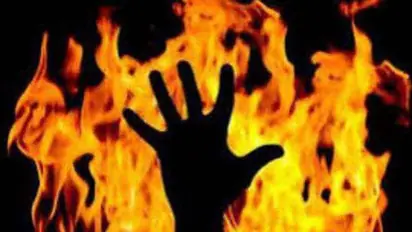 Karnataka: 70-year-old man burns 65-year-old wife to death, later commits suicide by consuming poison