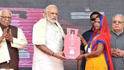 ಗ್ಯಾಸ್ ಬೆಲೆ ಏಳೇ ವರ್ಷದಲ್ಲಿ ಡಬಲ್: ಸಬ್ಸಿಡಿ ನೀಡದೆ ದರ ಹೆಚ್ಚಳ!