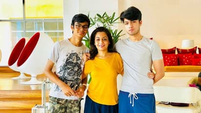 Mother’s magical note on son’s 60% goes viral