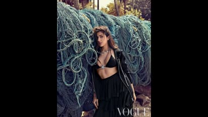 सारा अली खान ने कराया VOUGE हॉट फोटोशूट