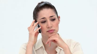 പ്രിയപ്പെട്ടവര് പുറത്തുപോകുമ്പോള് ഇടയ്ക്കിടെ അവരെ വിളിക്കുന്ന പതിവുണ്ടോ?