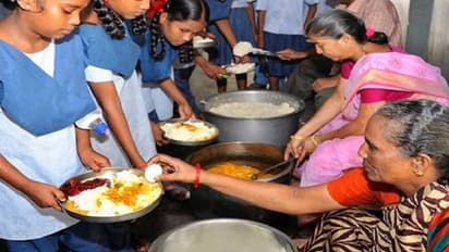 3-year-old dies after falling into boiling pot of veggies meant for midday meal