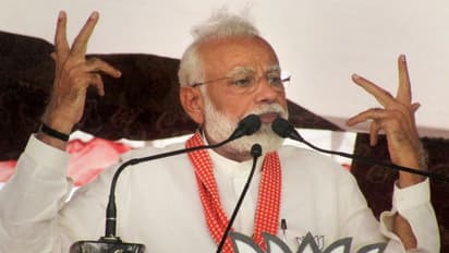 മധ്യപ്രദേശില് 'രണ്ടര' മുഖ്യമന്ത്രിമാരുണ്ടെന്ന് മോദിയുടെ പരിഹാസം