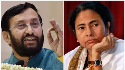 ബുള്ളറ്റിനേക്കാൾ ഫലപ്രദമാണ് ബാലറ്റ്, ബംഗാളിൽ ബിജെപി ജയിക്കും: പ്രകാശ് ജാവദേക്കർ