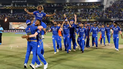 শেষ বলে স্লোয়ারের ফাটকা! নেপথ্য কাহিনি কী, জানালেন রোহিত