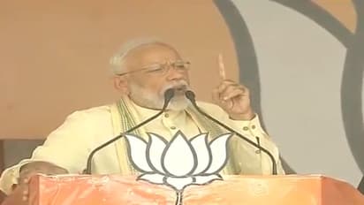 बलिया में बोले पीएम मोदी, गरीबी ही मेरी जाति, चुनाव जीतने के लिए नहीं किया इस्तेमाल