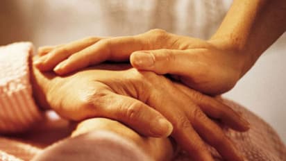 'ഈ പ്രായത്തില്‍ നിന്നോടിനി ആര്‍ക്കും പ്രണയമുണ്ടാകില്ല'; മദ്ധ്യവയസിലെ പ്രണയത്തെ കുറിച്ച്...