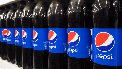 കഞ്ചിക്കോട് പെപ്സി യൂണിറ്റ് പൂട്ടാന് തീരുമാനം; 1500 ഓളം ജീവനക്കാര് പെരുവഴിയില്, പ്രതിഷേധം