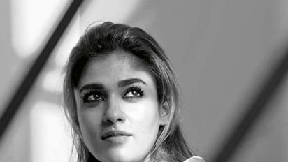 நயன்தாராவின் நச்சுன்னு 4 ஸ்டில்..! காணக்கிடைக்காத கலர்புல் படங்கள்..!