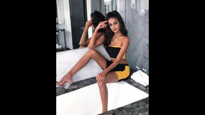 ये पाकिस्तानी मॉडल दिखती है भारतीय मॉडलों से भी कहीं ज्यादा HOT!