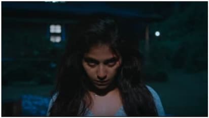 அள்ளுகிளப்பும் ஹாட் பேய் அஞ்சலி..! மிரட்டும் 'லிசா'!