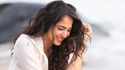 స్పానిష్ ఫిల్మ్ రీమేక్ లో అనుష్క..?