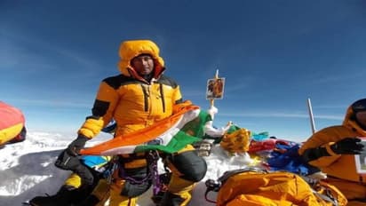 ছন্দার পথেই কুন্তল-বিপ্লব, কাঞ্চনজঙ্ঘা কেড়ে নিল দুই বাঙালির প্রাণ