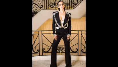 Cannes 2019: WILD लुक में क्लीवेज दिखाती नजर आई ये अभिनेत्रियां