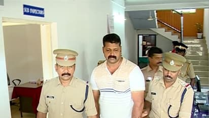 തോട്ടപ്പടിയിൽ 125 കിലോ ജലാറ്റിൻ സ്റ്റിക്കുമായി യുവാവ് പിടിയിൽ