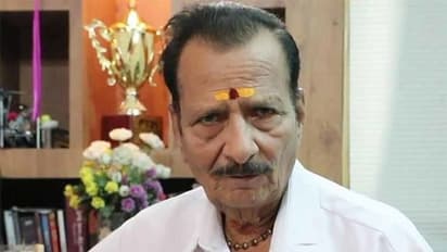 ఆర్వీ నరసింహారావు.. రాళ్ళపల్లి ఎలా అయ్యారంటే..?