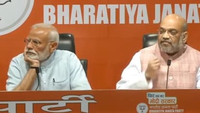 সাংবাদিক বৈঠকে কুলুপ আঁটলেন মোদী! বিরোধীরা খেউড় করলেন সোশ্যাল মিডিয়ায়