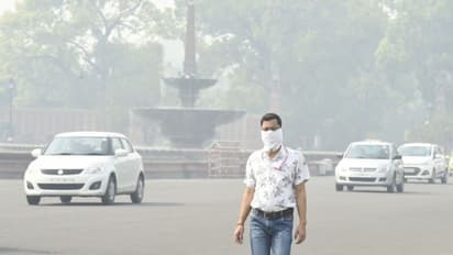 पराली के धुएं से दिल्ली की हवा हुई ज़हरीली