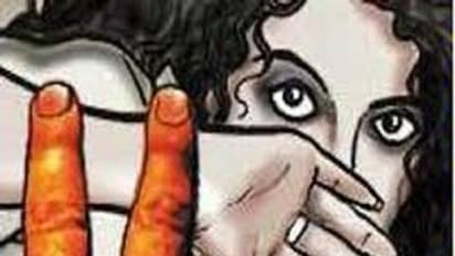 టీడీపీ కౌన్సిలర్పై లైంగిక వేధింపుల కేసు