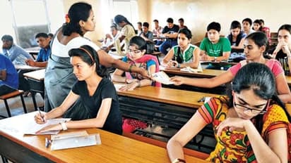 4 ஆண்டு பி.எட்., படிப்பு அறிமுகம்... பிளஸ் 2 முடித்ததும் சேரலாம்..!