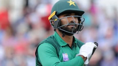 கேன்சரால் உயிரிழந்த 2 வயது மகள்.. பாகிஸ்தான் வீரருக்கு நேர்ந்த சோகம்