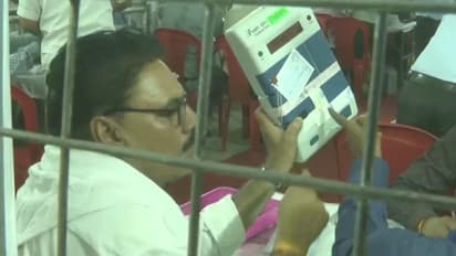 ஆரம்பமே அமர்க்களம் பா.ஜ.க. 199 இடங்களில் முன்னிலை... !