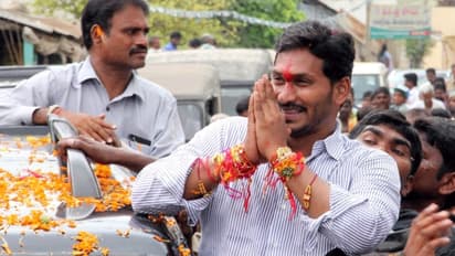 கோரிக்கை நிராகரித்த நீதிமன்றம்... கடும் நெருக்கடியில் முதல்வர் ஜெகன்மோகன் ரெட்டி..!