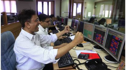 ഉയരെപ്പറന്ന് സെൻസെക്‌സ്, റെക്കോർഡ് മുന്നേറ്റം നടത്തി എച്ച്‌ഡിഎഫ്‌സി ബാങ്ക്