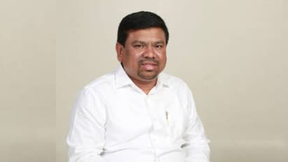 தன்னுடைய தகுதியையும் மீறி நீங்க இப்படி செயல்படுத்து உங்க பதவிக்கு அழகு அல்ல.. ஆளுநரை அலறவிடும் எம்.பி.நவாஸ்கனி