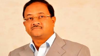 ಪುತ್ರನ ವಿರುದ್ಧ ಸೋತು, ತಂದೆ ಮಣಿಸಿದ ಜೊಲ್ಲೆ!