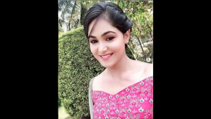 ಅಂದುಕೊಂಡಂಗಿಲ್ಲ ಹಳ್ಳಿ ಹುಡುಗಿ ಪಾರು; ಈ ಫೋಟೋಗಳನ್ನು ನೋಡಿ