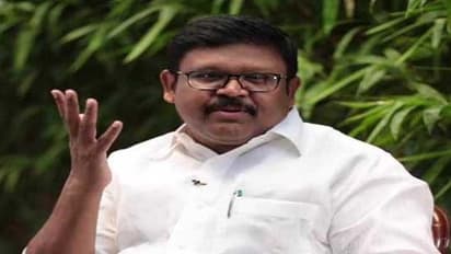 விஜயகாந்தையும் வாசனையும் கழற்றிவிடும் அதிமுக...?? பாமகவுக்கு மட்டுந்தான் என திட்டவட்டம்...!!