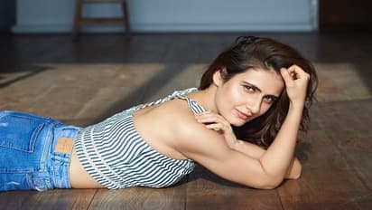 फातिमा शेख को मिली बदन ढकने की सलाह, एक्ट्रेस ने दिया करारा जवाब