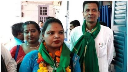 ആറുമാസം മുമ്പ് ജോലി അന്വേഷിച്ച് നടന്നു; ഇപ്പോള് ലോക്സഭ ചരിത്രത്തിലെ ഏറ്റവും പ്രായം കുറഞ്ഞ എംപി