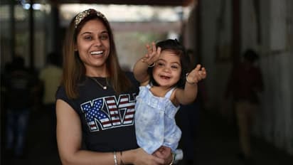 'ഓരോ തവണ മറ്റ് കുട്ടികള്ക്കൊപ്പം വിടുമ്പോഴും അവരുടെ അമ്മമാര് ആ കുഞ്ഞുങ്ങളെ എന്റെ മകളില് നിന്നും അകറ്റി നിര്ത്തി...'