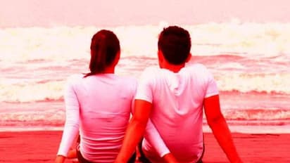 ಕೈ ಕೈ ಹಿಡಿದು ನಡೆಯುವವಳು ಬರೀ ಸ್ನೇಹಿತೆನಾ?