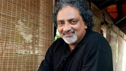 അനുയായികളെ യുഎപിഎക്ക് ഇട്ടുകൊടുത്തതിനു കിട്ടിയ തിരിച്ചടി; പിണറായിക്കെതിരെ ജോയ് മാത്യു