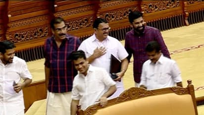 സഭയിൽ താരമായത് എംപിമാരായ എംഎൽഎമാർ; അഭിനന്ദനവും ആശ്വസിപ്പിക്കലുമായി ആദ്യ ദിനം