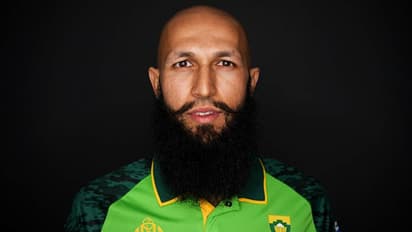 ಪಂದ್ಯಕ್ಕೂ ಮೊದಲು ಈದ್ ಪ್ರಾರ್ಥನೆ ಸಲ್ಲಿಸಿದ ಆಮ್ಲಾ, ತಾಹಿರ್