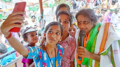 'വാടകയ്ക്കൊരു മുറിയെടുത്ത്' ന്യൂജന് നേതാവ്, തരംഗമായി പെങ്ങളൂട്ടി; രമ്യ സൂപ്പര്ഹിറ്റ്