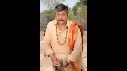 సీనియర్ రెబెల్ స్టార్, కేంద్ర మాజీ మంత్రి కృష్ణంరాజు కి తీవ్ర అస్వస్థత