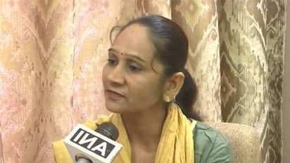 'കോണ്ഗ്രസ് സര്ക്കാരിനെ താഴെയിറക്കാന് 60 കോടിയും മന്ത്രിസ്ഥാനവും'; ബിജെപിയെ വെട്ടിലാക്കി എംഎല്എയുടെ വെളിപ്പെടുത്തല്