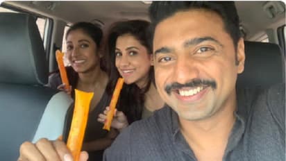 ৪২ ডিগ্রি-র চোখ রাঙানি, দেব-রুক্মিনী-পাওলিদের জীবন ফেরাল গ্রাম বাংলার 'পেপসি'