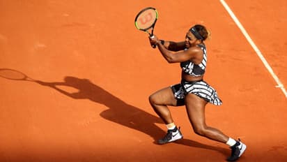 একই অঙ্গে মা, চ্যাম্পিয়ন, রানী ও দেবী! ফের রোলাঁ গারোয় ঝড় তুলল সেরেনার পোশাক