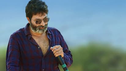 అల్లు అర్జున్, త్రివిక్రమ్ కు షాక్ ఇవ్వబోతున్న డైరెక్టర్.. నోటీసులు ?